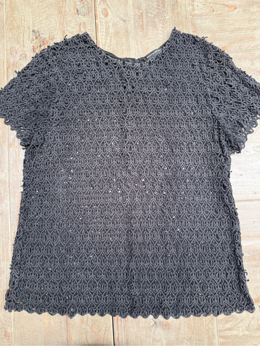 Banana Republic Crochet Top Women’s Size L